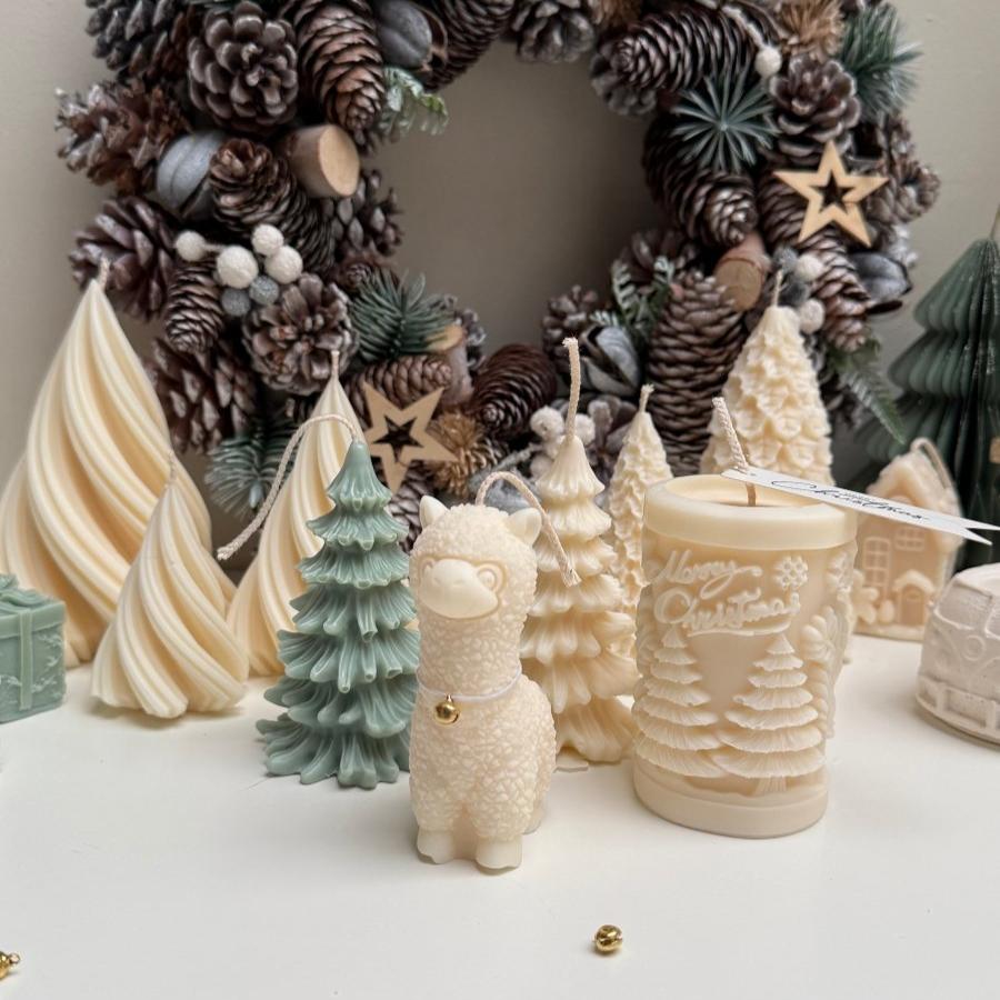 Alpaca Soy Wax Scented Candle with Gold Bell | Christmas Home Fragrance Decoration - Designs by Inaya