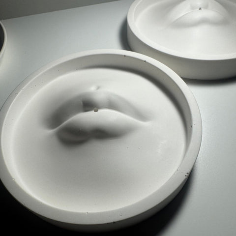 Lips Incense Holder