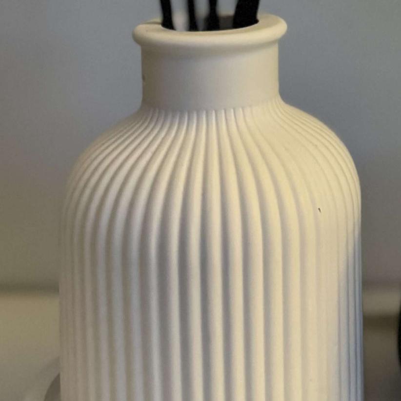 Decor Vase with reed sticks Candle & Tray Gift Set | Luxury Gifts - Designs by Inaya