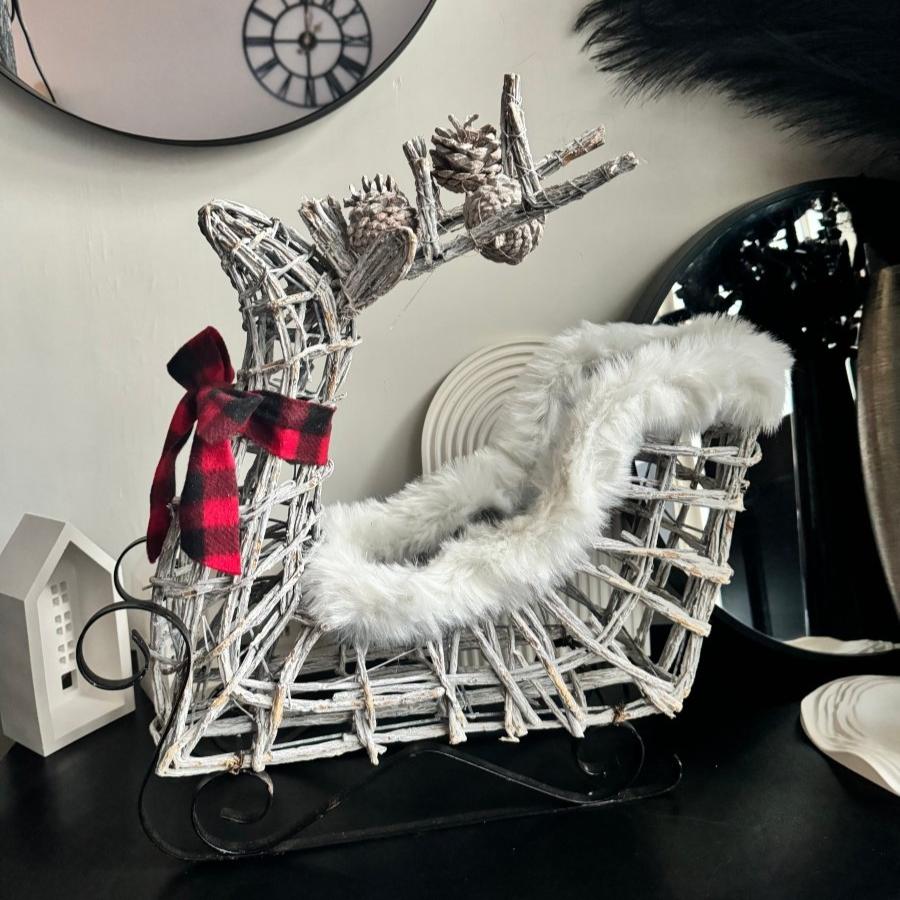 Deluxe Christmas Reindeer Sleigh Decoration Festive Ornaments - Designs by Inaya