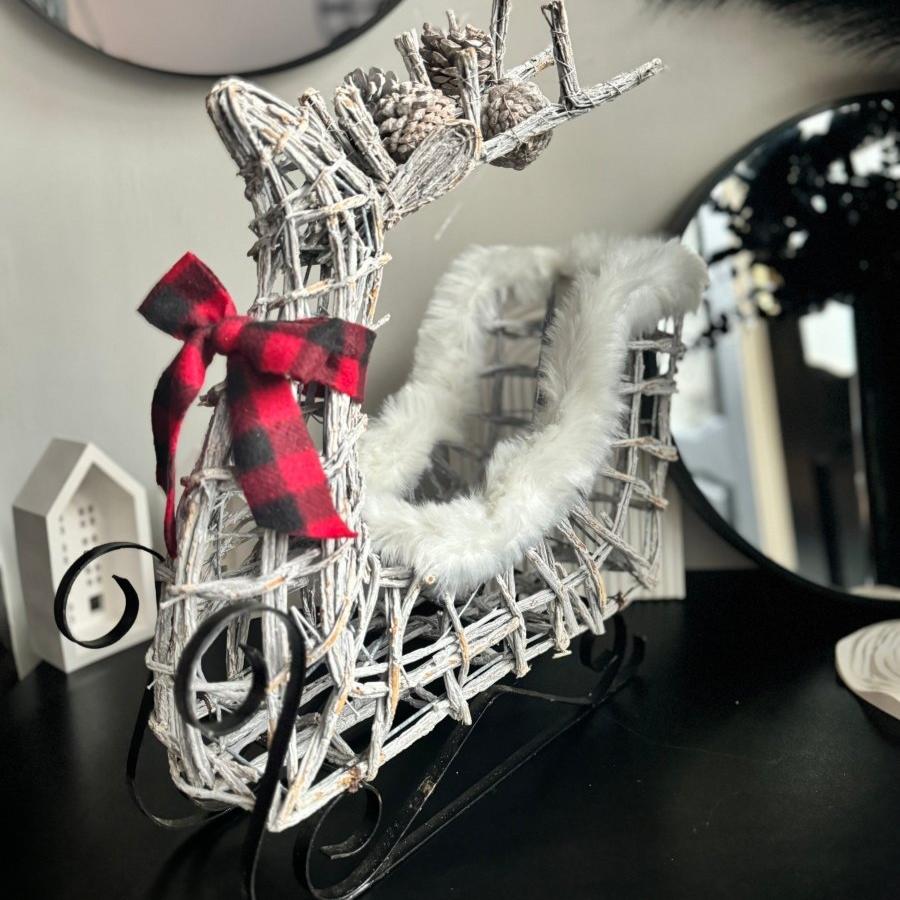 Deluxe Christmas Reindeer Sleigh Decoration Festive Ornaments - Designs by Inaya