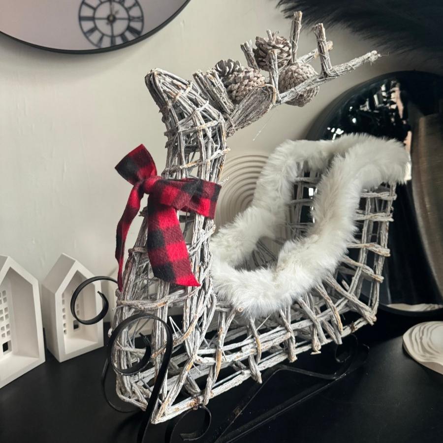 Deluxe Christmas Reindeer Sleigh Decoration Festive Ornaments - Designs by Inaya
