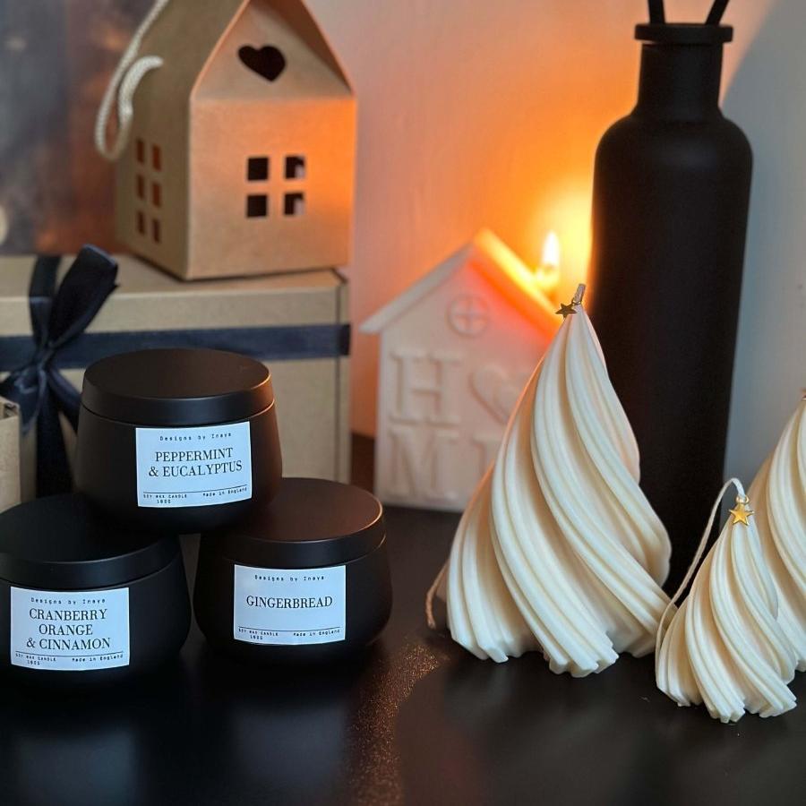 Festive Scented Soy Wax Candle 100g - Perfect for Christmas Fragrance Gift - Designs by Inaya