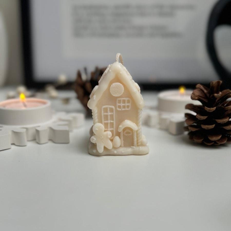 Gingerbread house Soy Wax Scented Candle | Christmas Home Decoration - Designs by Inaya