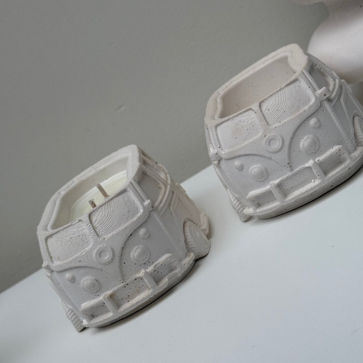 Handcrafted Stone Christmas Camper Van Scented Container Candle - Designs by Inaya