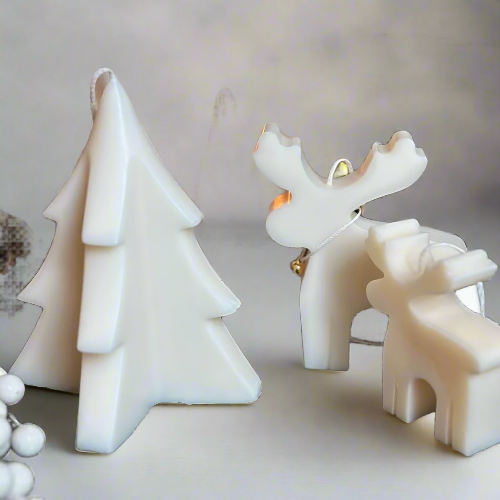 Reindeer Soy Wax Scented Candle Gift set Christmas Decoration - Designs by Inaya