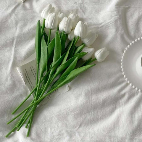 6 stem bundle of realistic Tulips