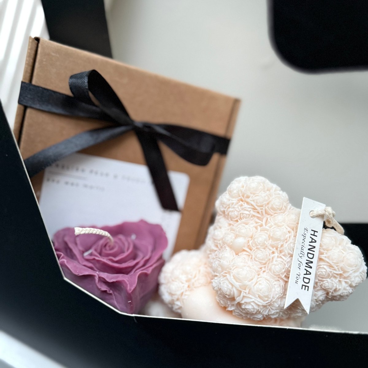 Valentine Soy Candle & Melts Gift Set - Designs by Inaya