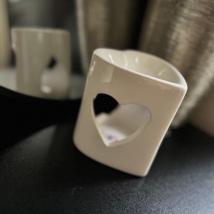 White Ceramic Heart Wax | Oil Burner - Designs by Inaya