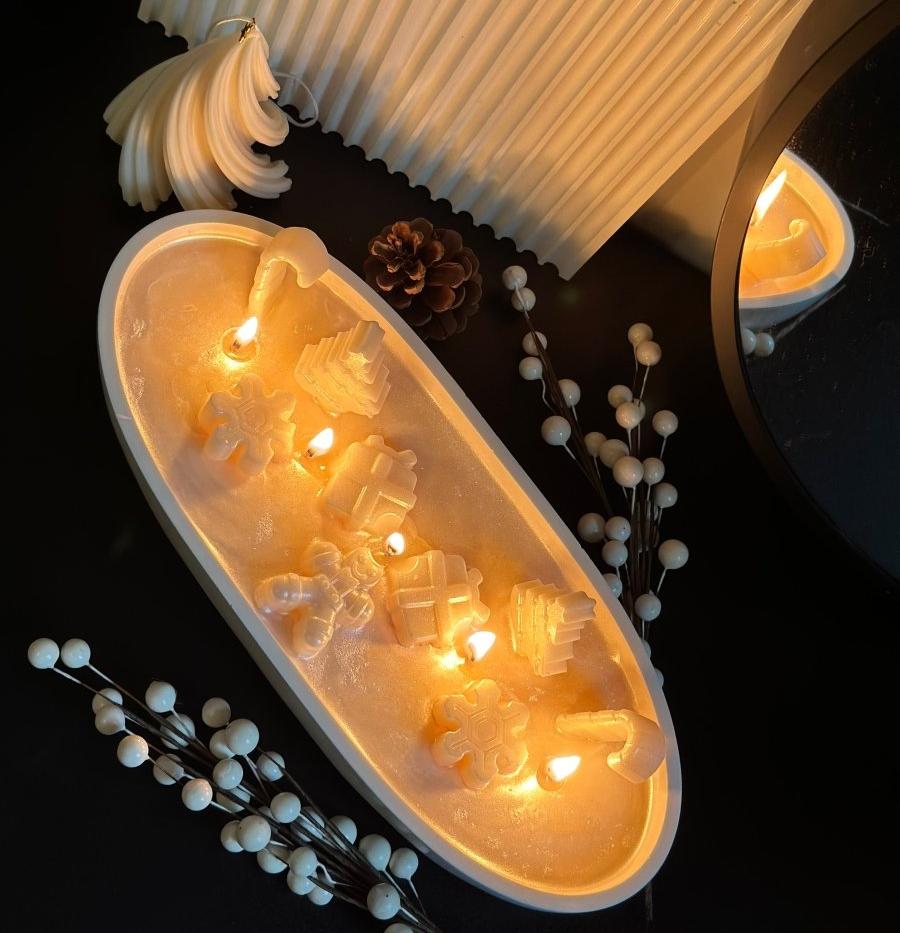 Winter Wonderland Oval Christmas Candle - Designs by Inaya