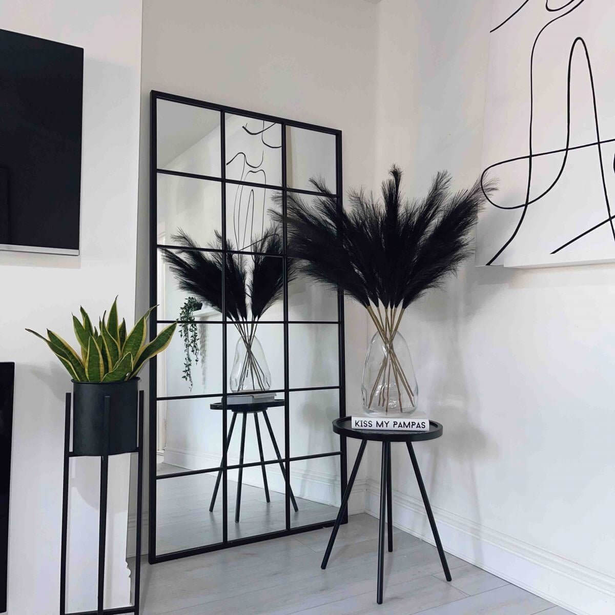 Black Faux Pampas Grass 15 stems - Designs by Inaya