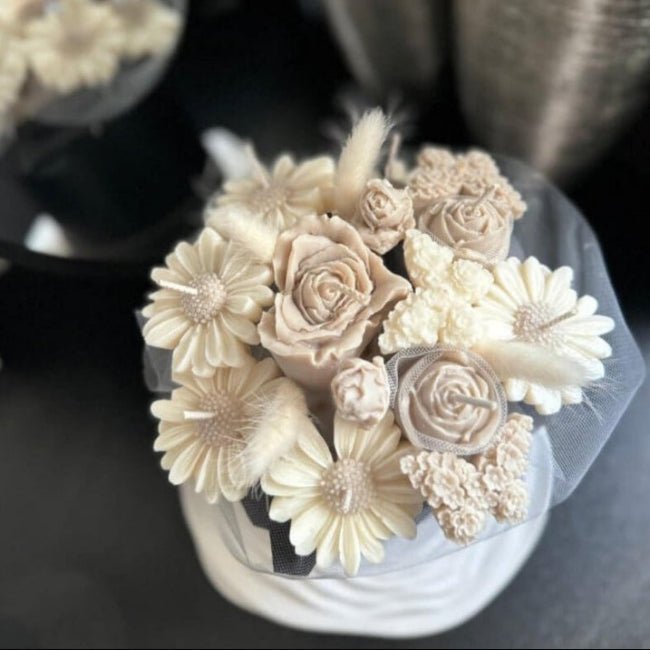 Blooming Bouquet Candle Gift Box The ultimate gift | Luxury Gifts - Designs by Inaya