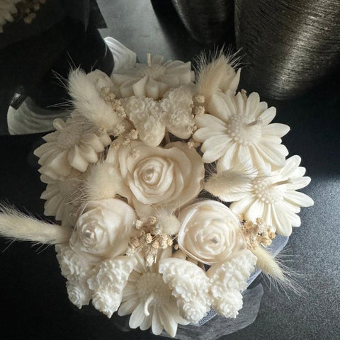 Blooming Bouquet Candle Gift Box The ultimate gift