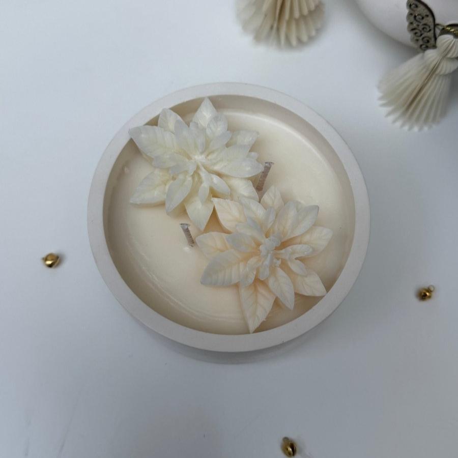 Christmas Floral Artisan Candle - Designs by Inaya