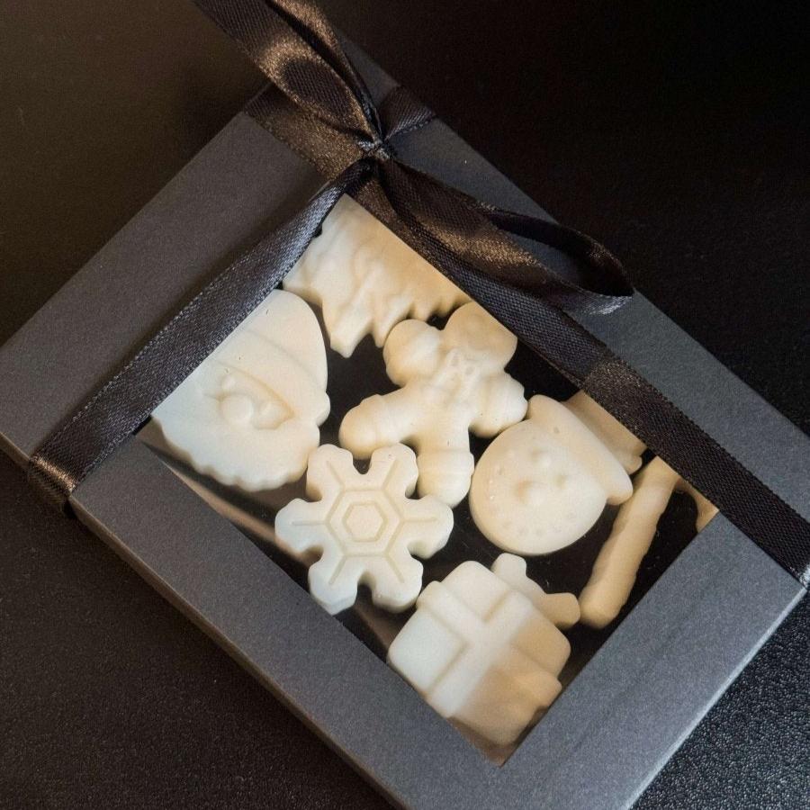 Christmas Soy Wax melts Gift Set | Festive Home Fragrance | Decoration - Designs by Inaya