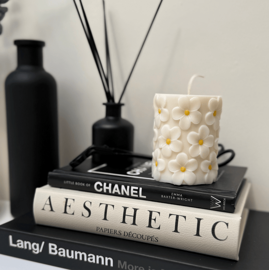 Daisy Pillar Candle - Designs by Inaya