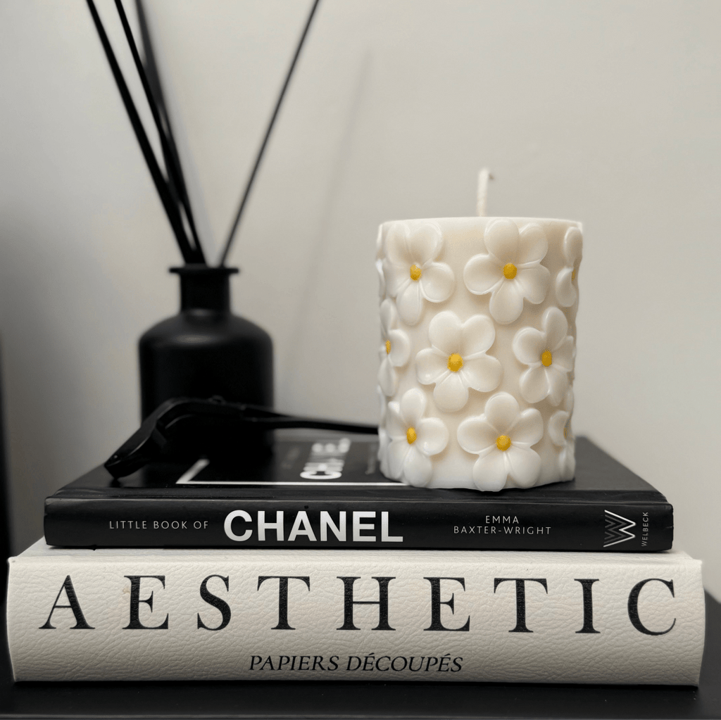 Daisy Pillar Candle - Designs by Inaya