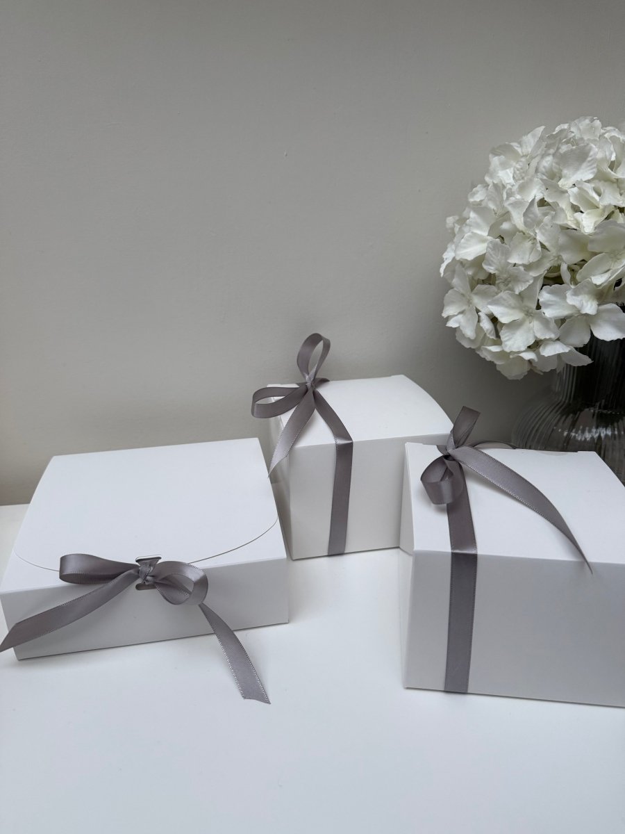 Gift Wrapping - Designs by Inaya