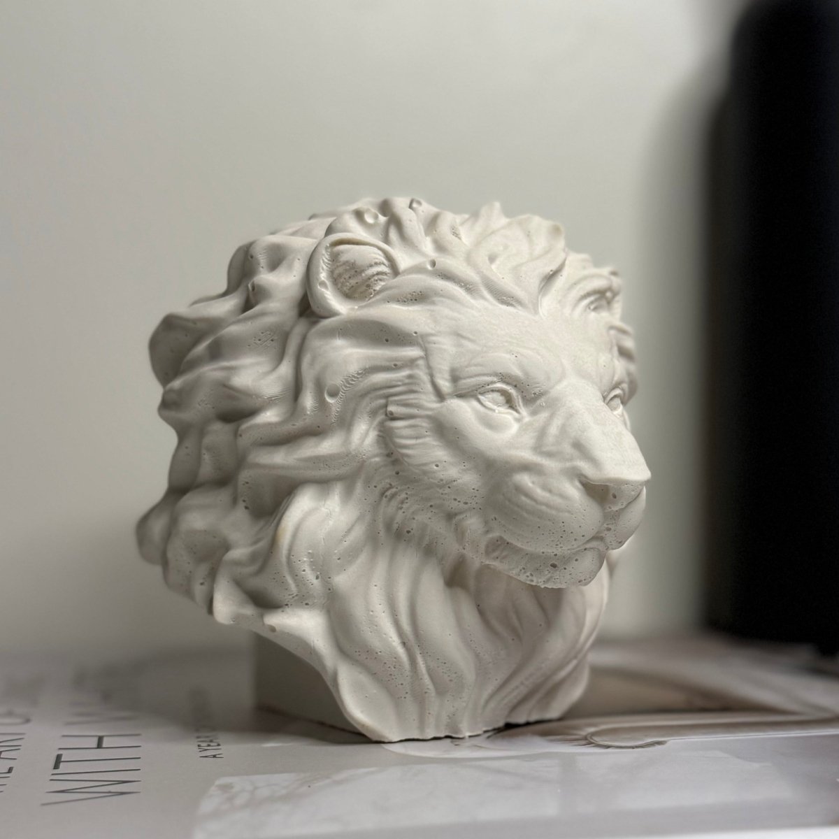 Lion Head Stone Sculpture Statue - Designs by Inaya