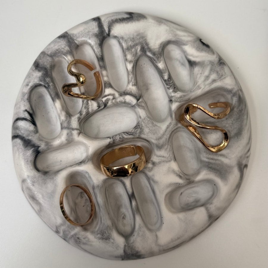 Minimalist Stone Ring Holder - Designs by Inaya