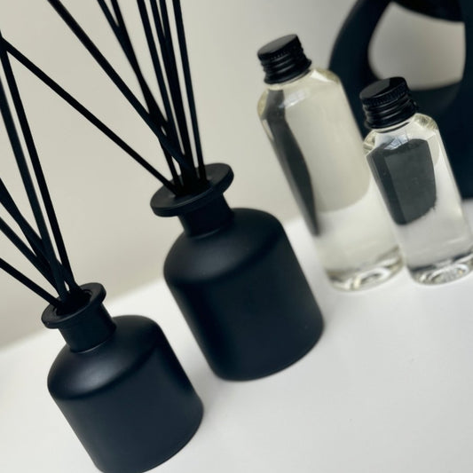 Reed Diffuser Matte Black 100ml - Designs by Inaya