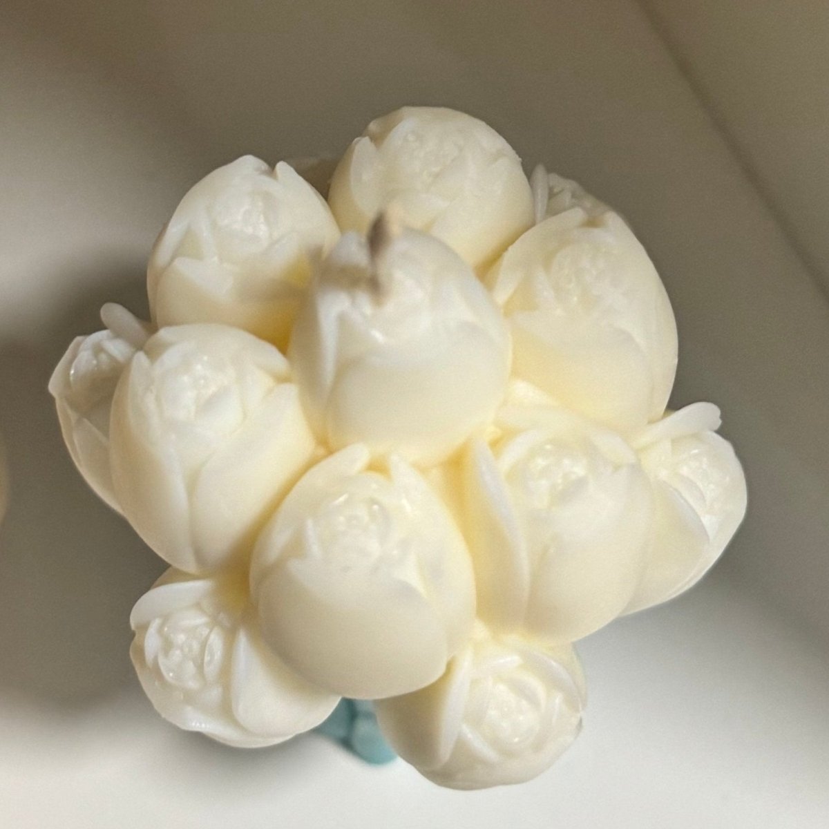 Tulip Bouquet Sculpture Soy Wax Scented Candle | Floral Home Decor | Luxury Gifts - Designs by Inaya