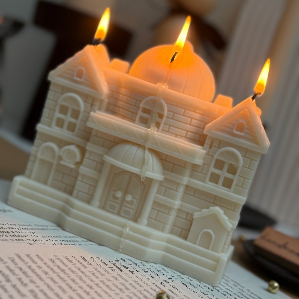 Winter Wonderland Large House Candle - Designs by Inaya